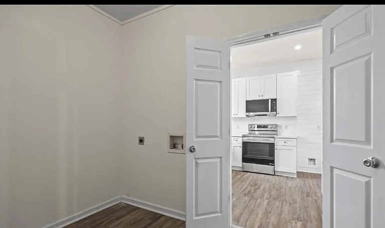 525 W Rose Ave — Photo 10