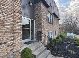 20 Pleasant Ave #301, Fort Thomas, KY 41075