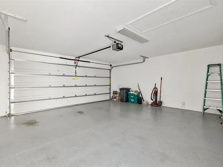 7435 Ripplepointe Way — Photo 39
