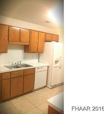 3rd image of 4910 Norton Dr