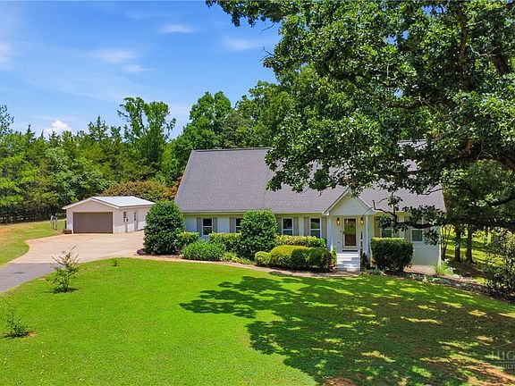 3rd image of 8301 Waxhaw Creek Road