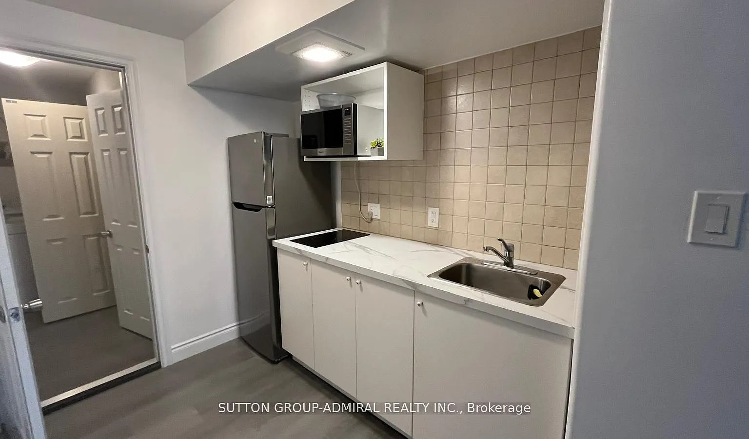 Studio, $1,250 — Photo 4