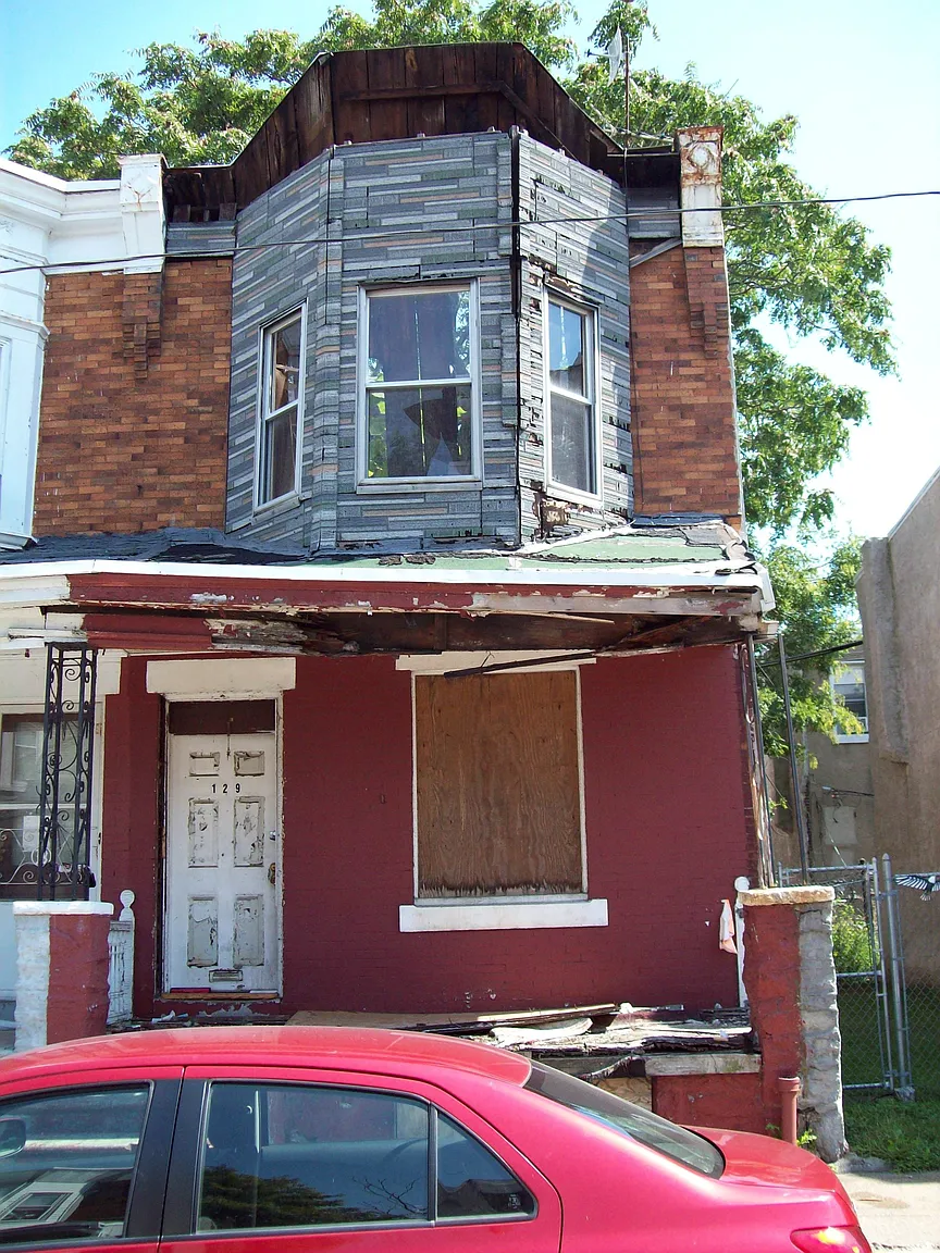 129 N Yewdall St photo 1