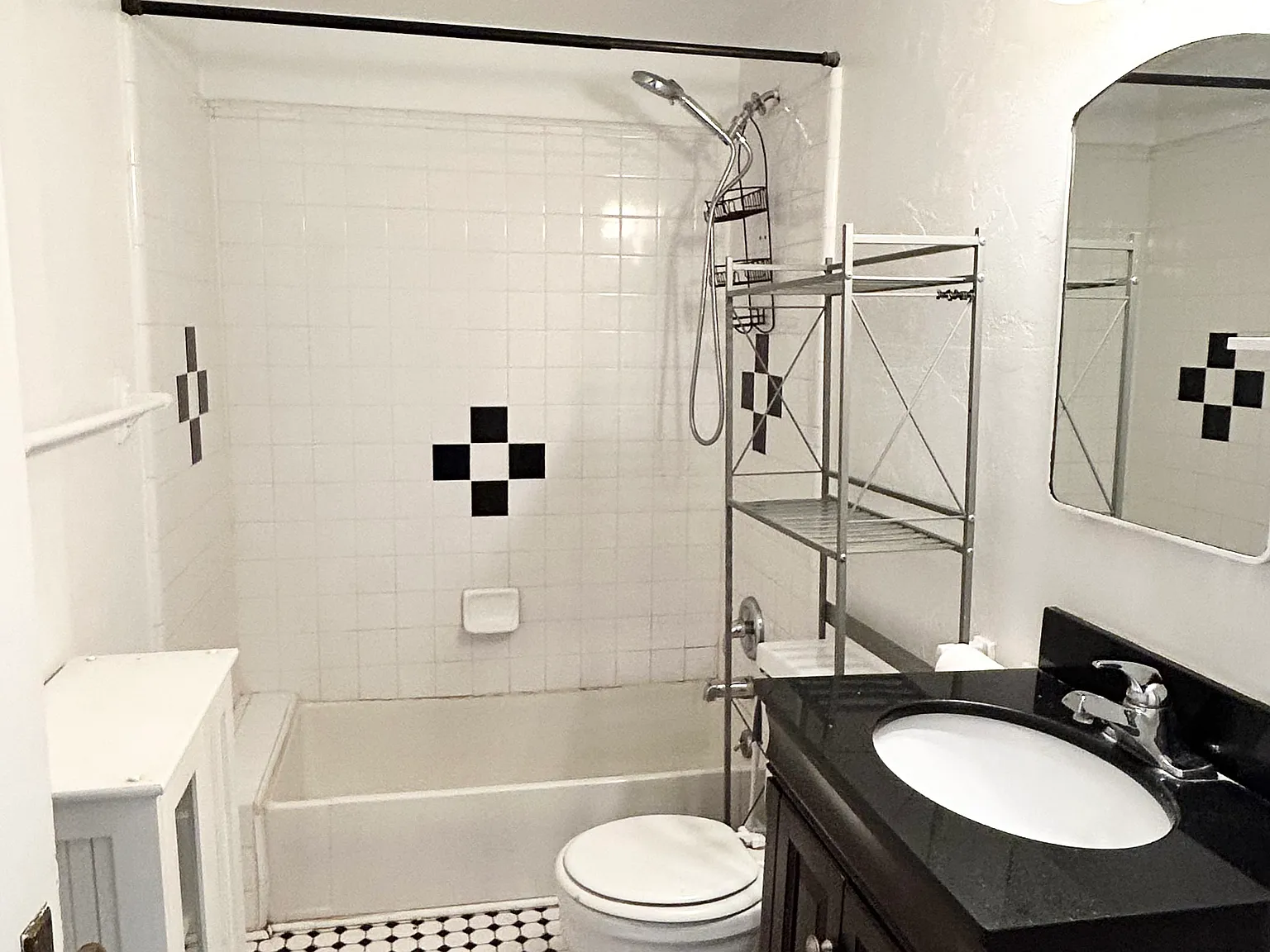 1 bed, 750 sqft, $1,475 — Photo 3