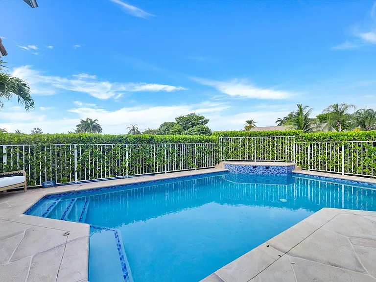 10370 NW 50th Ct — Photo 44