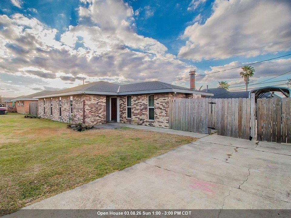 1st image of 148 Fir St