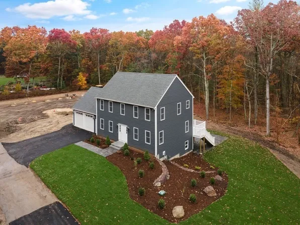 213 Oak St, Norton, MA 02766