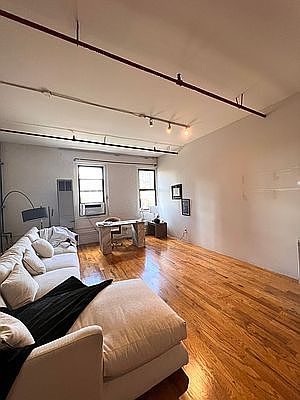 4th image of 112 Lincoln Ave APT 408