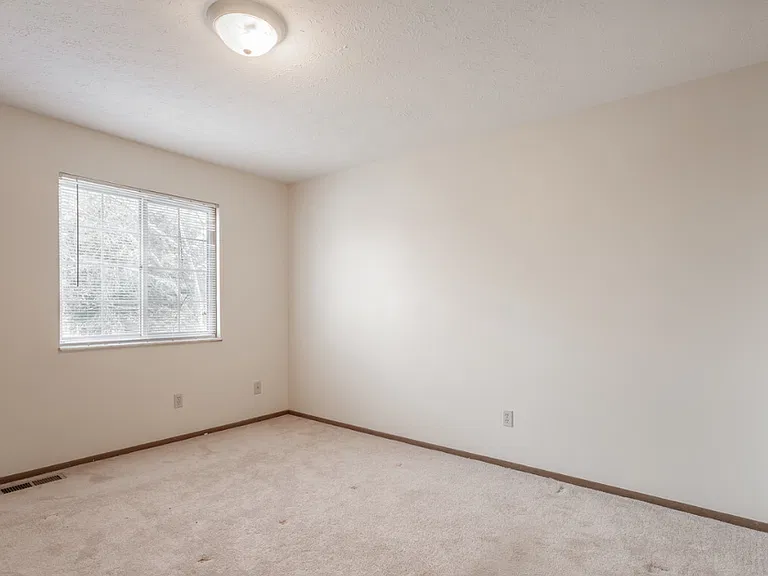 985 Wadsworth Rd #B — Photo 10