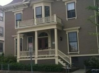 23 Craigie St #1, Somerville, MA 02143
