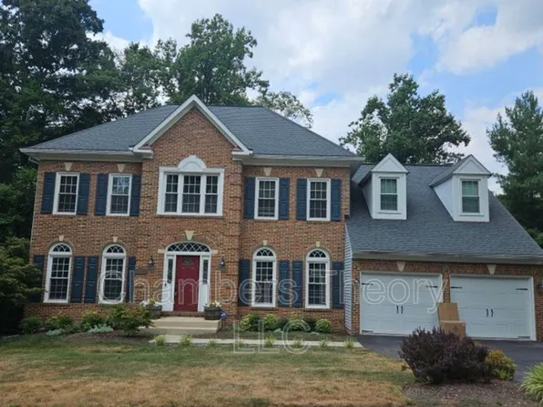 8315 Argent Cir, Fairfax Station, VA 22039