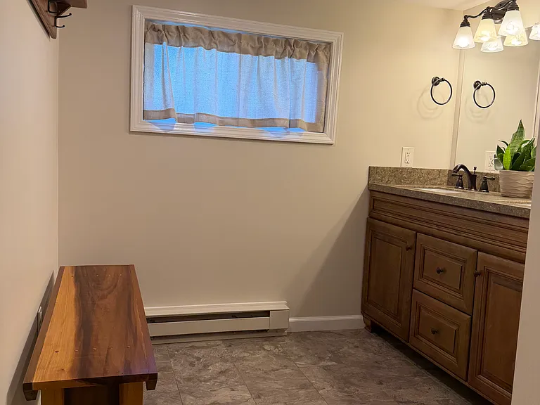 102 Sarvey Ln — Photo 33