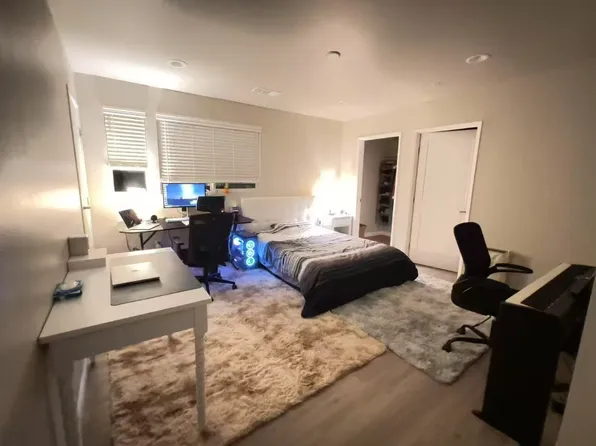 1286 W 37th Dr #1, Los Angeles, CA 90007