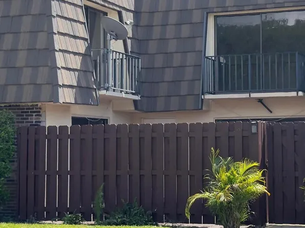 1660 Forest Lakes Circle #C, West Palm Beach, FL 33406