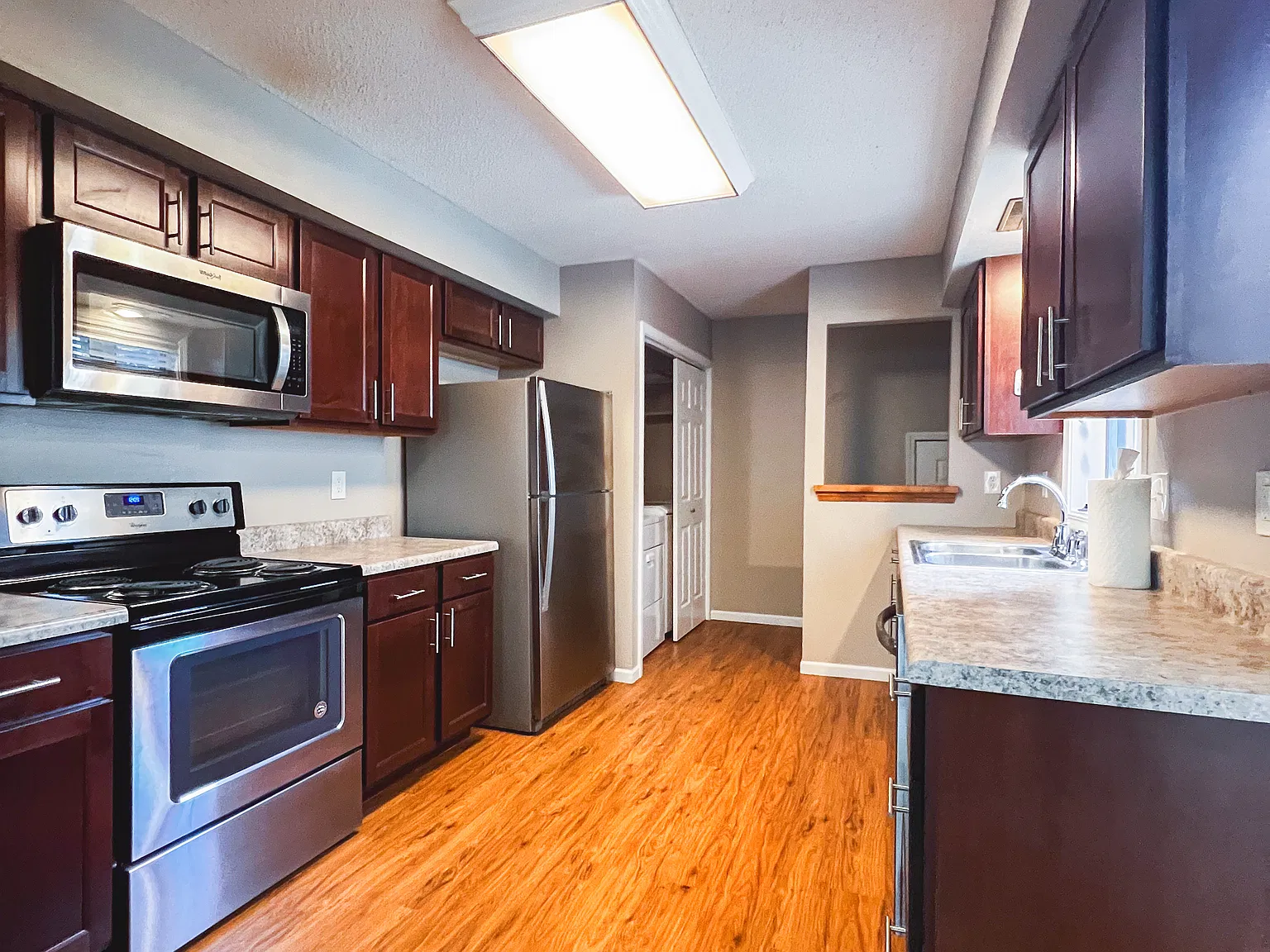 3 bed, 1815 sqft, $2,000 — Photo 4
