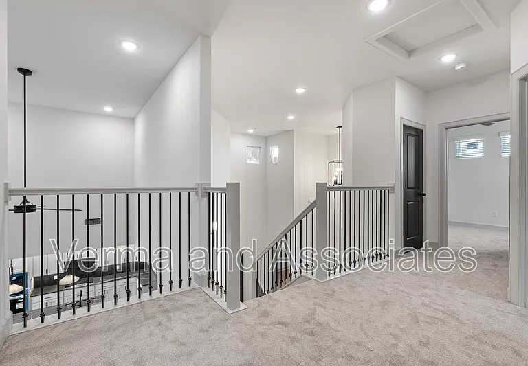 1121 Whistler St — Photo 22