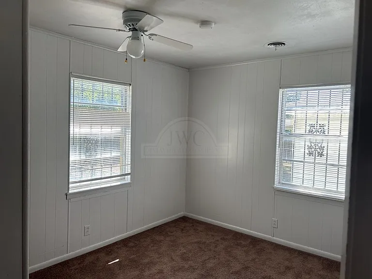 906 Jefferis Ave — Photo 19