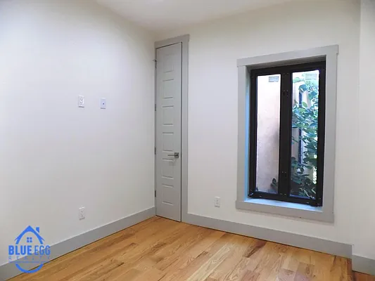 Rented by Blue Egg Realty Corp | media 25