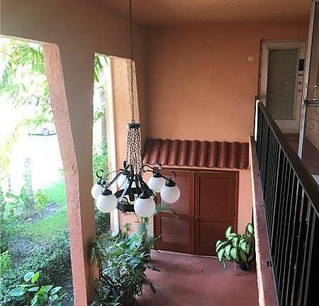 2nd image of 152 Lake Evelyn Dr #152