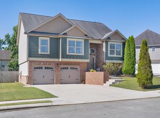 8549 Demars Ln, Hixson, TN 37343
