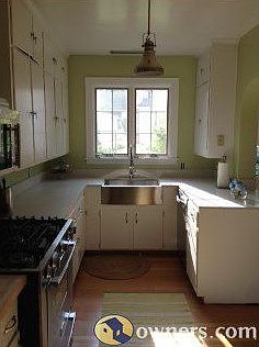 Kitchen *completely remodeled