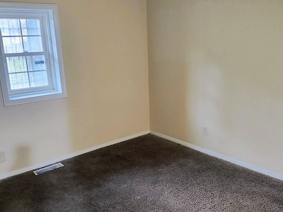 4th image of 2259 Isherwood St #1
