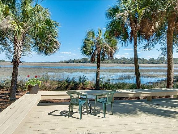 5th image of 110 Moss Creek Dr