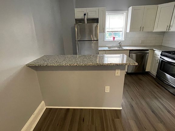 4th image of 6808 Old York Rd #2