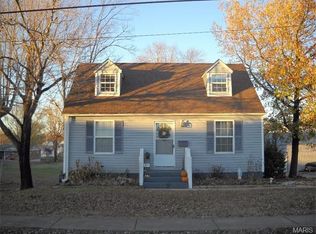 402 W Marvin Ave, Fredericktown, MO 63645