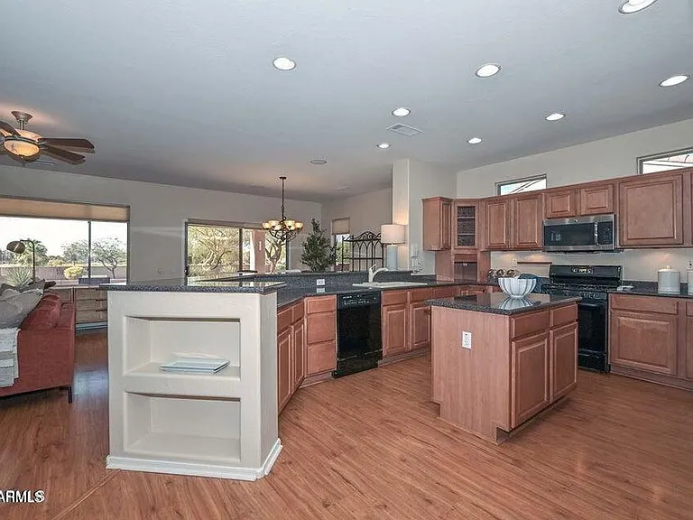 17547 W Calistoga Dr — Photo 15