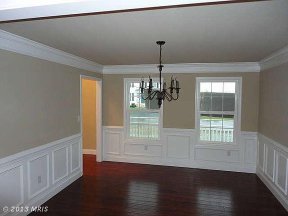 4th image of 2406 Somerset Rd