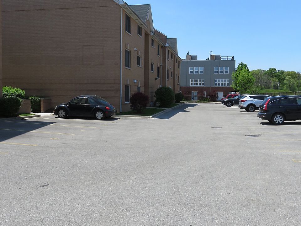 1st image of 8710 W Evelyn Ln #303
