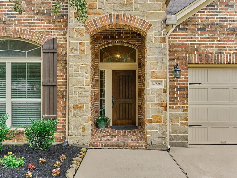 14906 Russet Bend Ln — Photo 2
