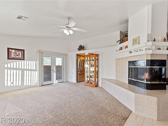 4th image of 3325 W Landberg Ave