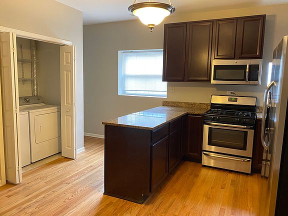5th image of 514 S Oakley Blvd #2
