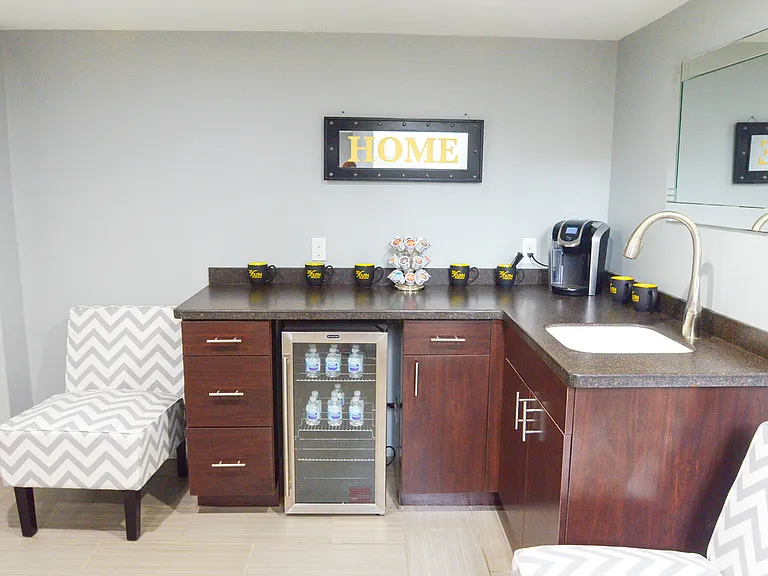 35 South Luxury Living Apartments — Photo 12