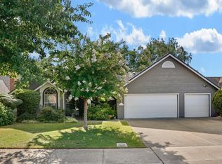 2343 Woodlake Cir, Lodi, CA 95242