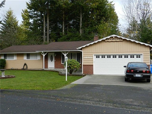 1st image of 10401 Glenwood Dr SW