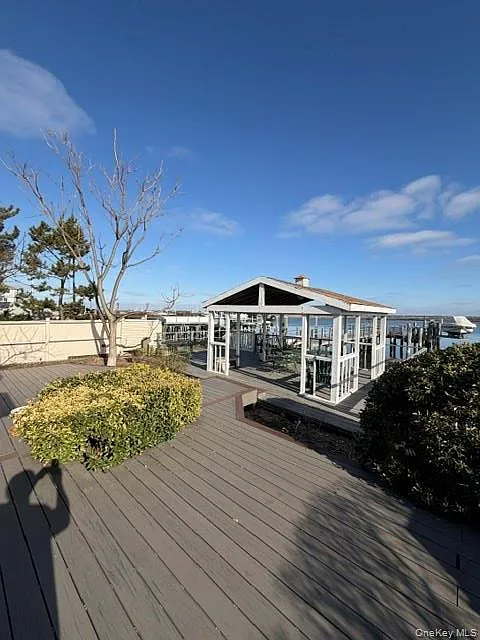 3 bed, 2.0 bath, 2000 sqft, $20,000 — Photo 2