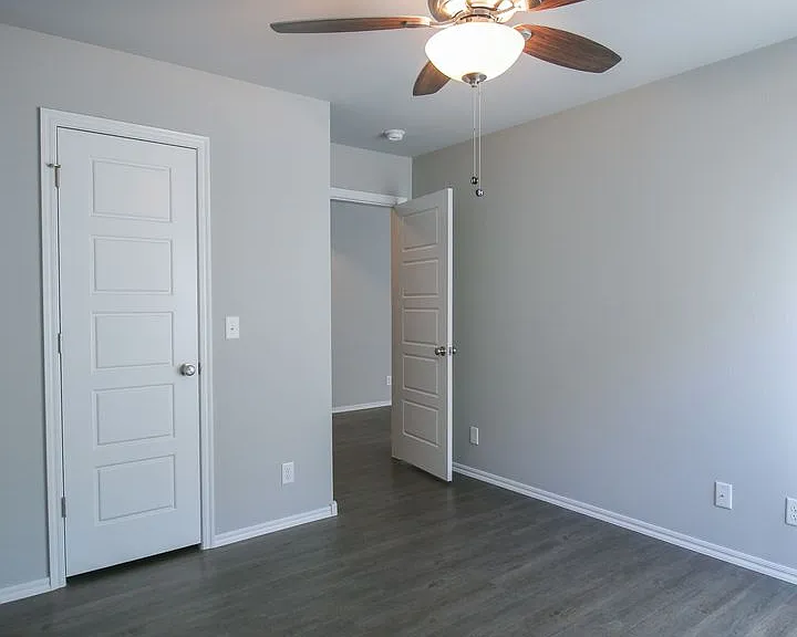 5309 Nassau Ave — Photo 16