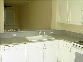 5th image of 763 NW 42nd Ave