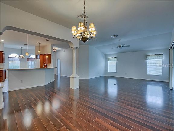 5th image of 1417 Albara Pl