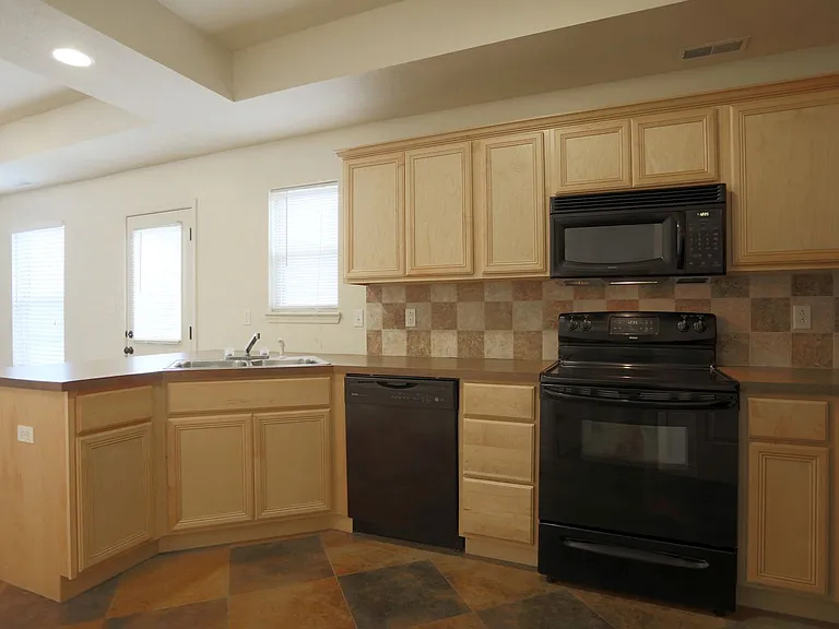 3101 Jenne Hill Dr — Photo 11