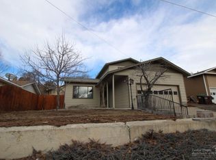 793 NE 8th St, Prineville, OR 97754