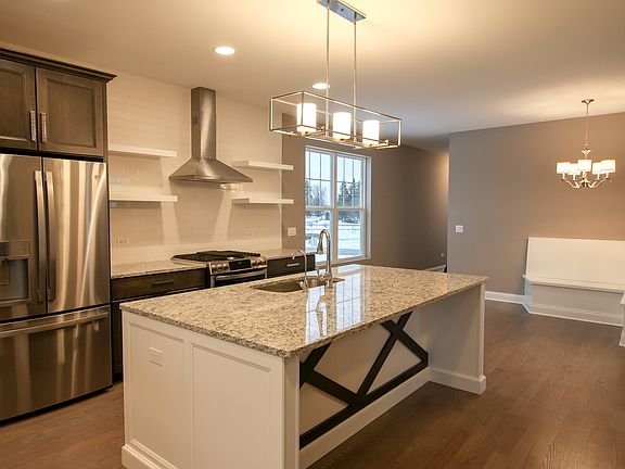 2nd image of 111 Roman Ln