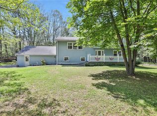 40 Sherry Ln, Shawangunk, NY 12566
