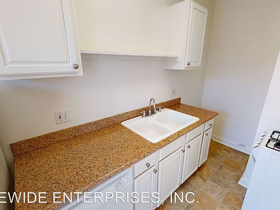 5th image of 709 S Mariposa Ave APT 306