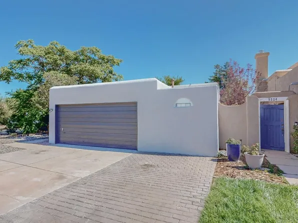 5228 Saratoga Ct NW, Albuquerque, NM 87120