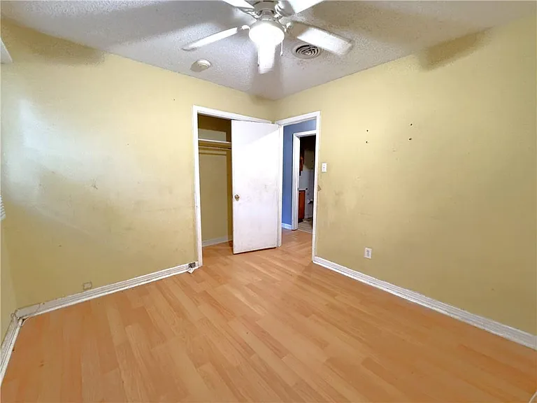 654 Ynestra Dr — Photo 11