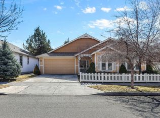 2574 NE Robinson St, Bend, OR 97701